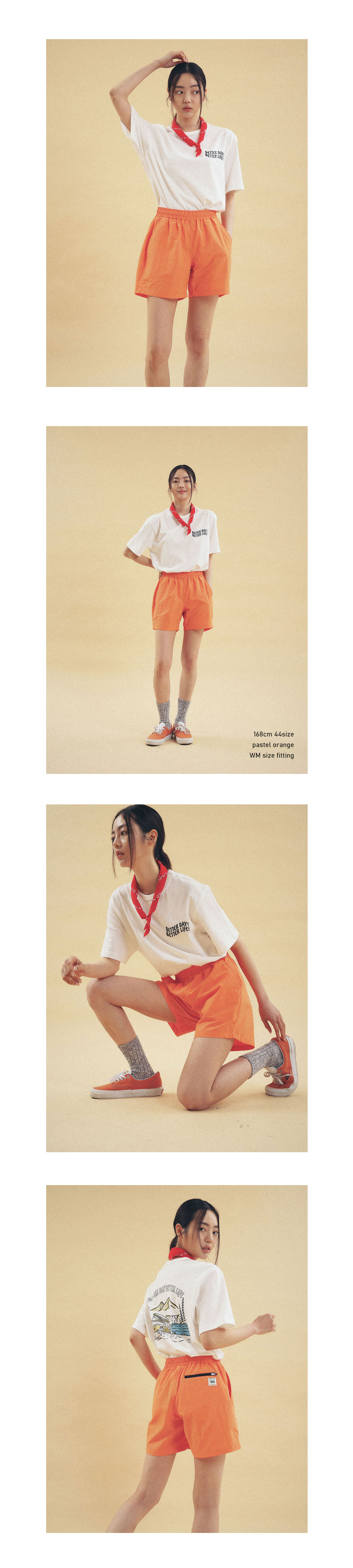 womanshorts_fitting_orange_1_131647.jpg