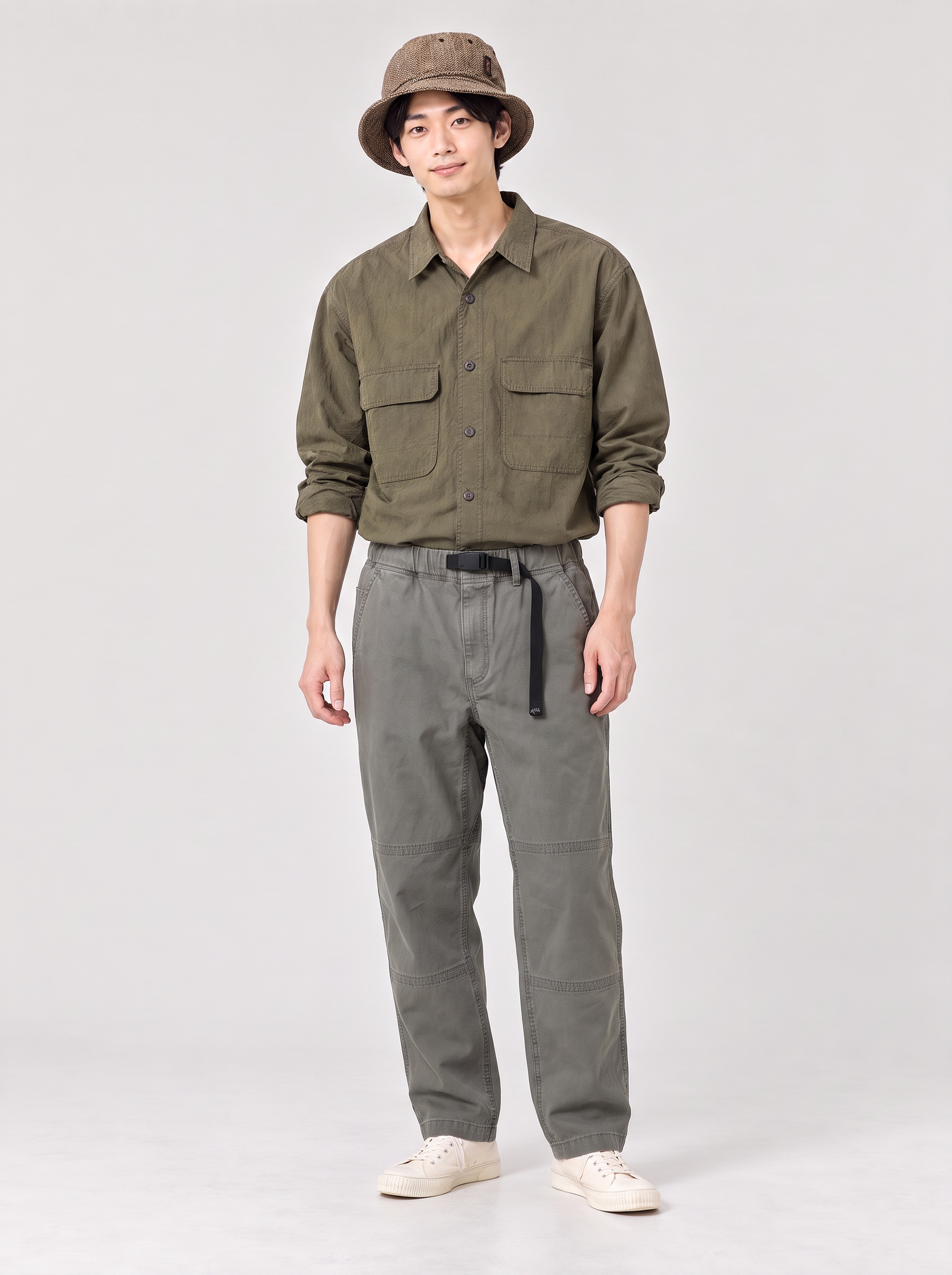 ROKX MOUNTAIN PANT OLIVE AI 모델 착용 이미지