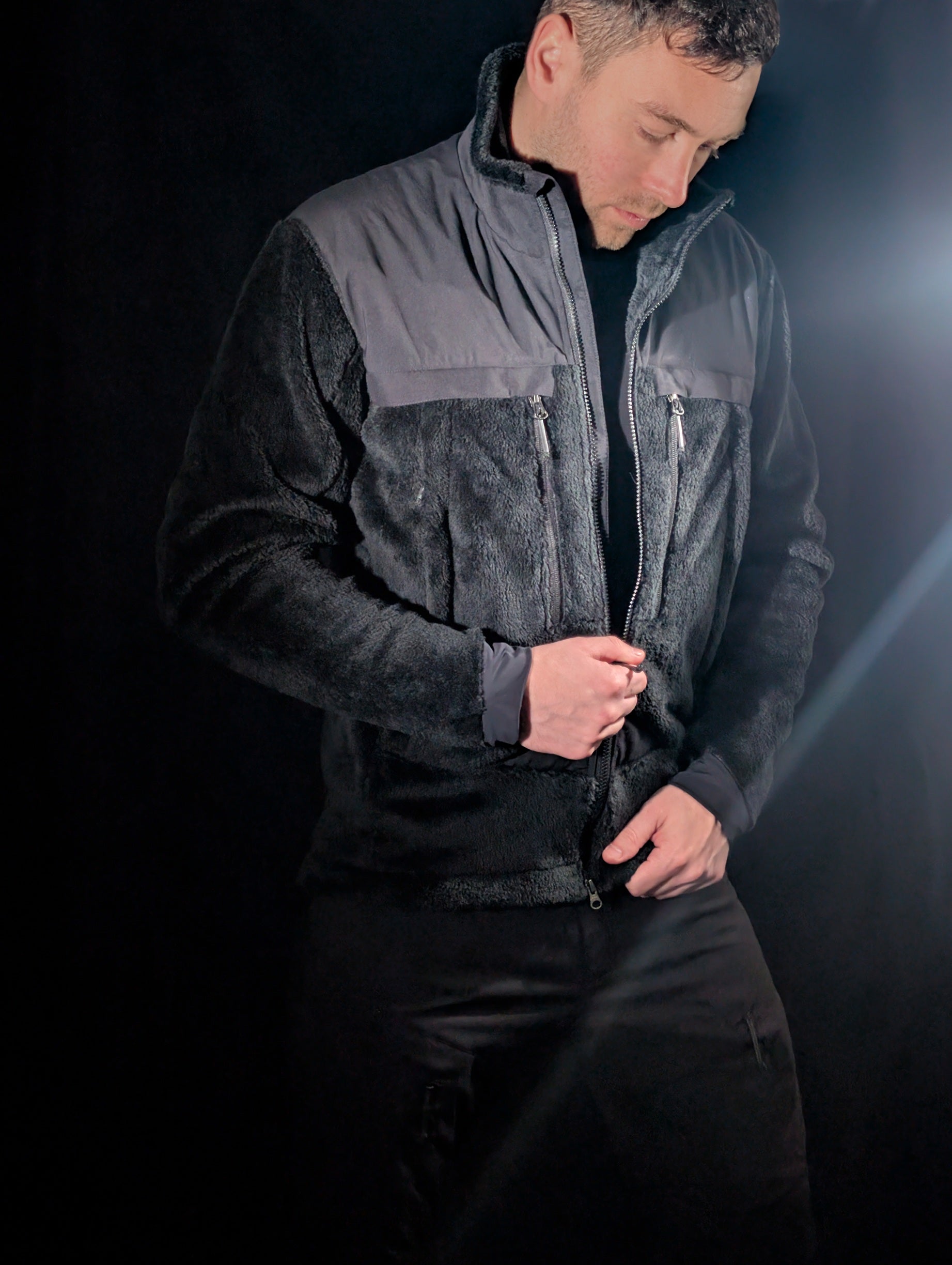Altair MiG Jacket BLACK 착용·디테일 1